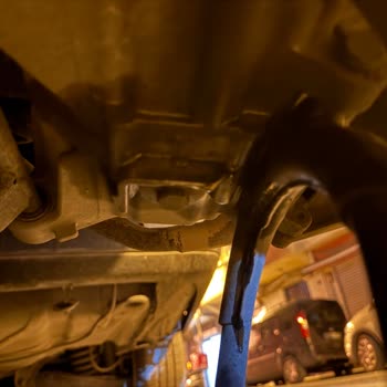 Garanti Kapsamında Yağ Kaçağı İçin Acil Onarım Ve Bilgilendirme İstiyorum