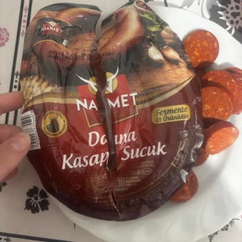 Namet Sucukta Siyah Yabancı Madde Bulunması Gıda Güvenliği Endişesi