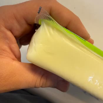 Sütaş Kaşar Peynirinde Kıl Görmesi Güvenimi Sarstı