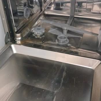 Paslanan Vestel Bulaşık Makinesi Kapak Açıyor, Ücretsiz Değişim Talebi