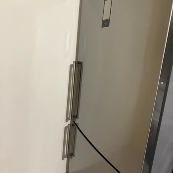 Siemens Ev Aletleri Alt Buzluk Kapak Paslanması Ve Garanti Talebi