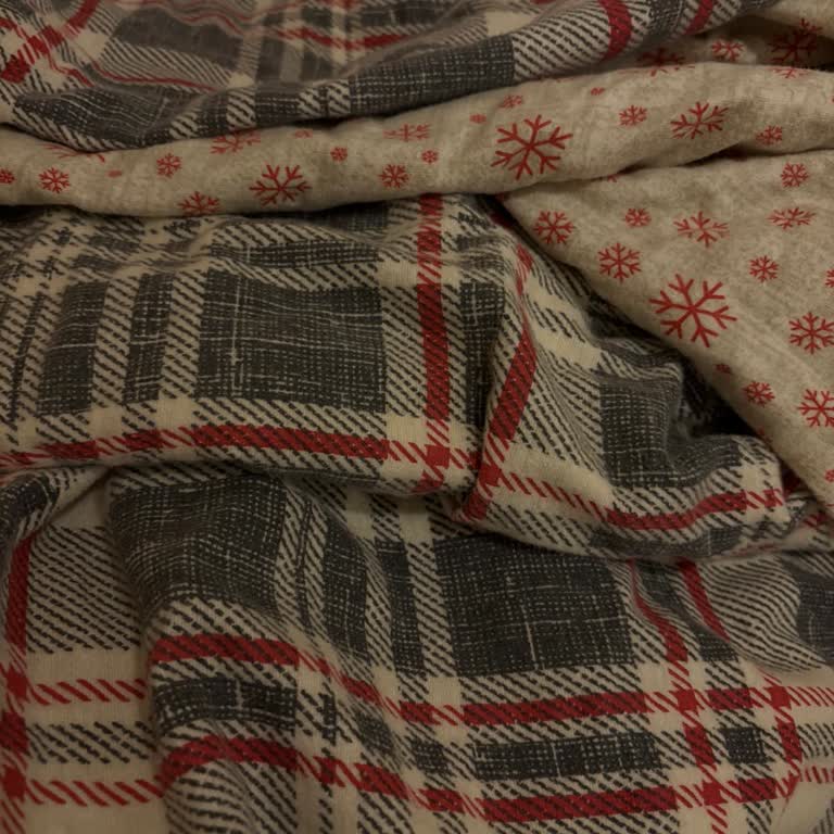 Yoğun Kimyasal Koku Ve Sağlık Endişesi Nedeniyle Nevresim Takımının İadesi Talebi