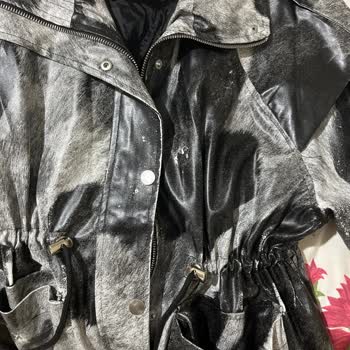 Deri Cekette Erken Renk Solması Ve Müşteri Hizmetlerine Ulaşılamaması