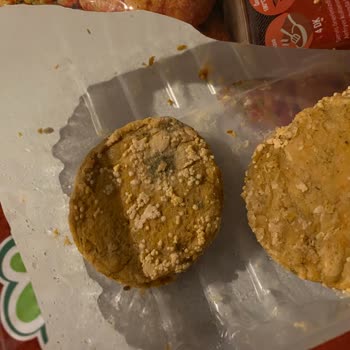 Küflenmiş Ve Son Kullanma Tarihine Yakın Köfte Satışı