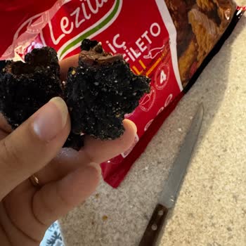 Lezita Acılı Çıtır Tavuk Ürünün İçinde Yabancı Madde Bulundu!