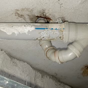 TOKİ Konutunda Banyodaki Sürekli Su Sızıntısı Ve Onarım Talebi