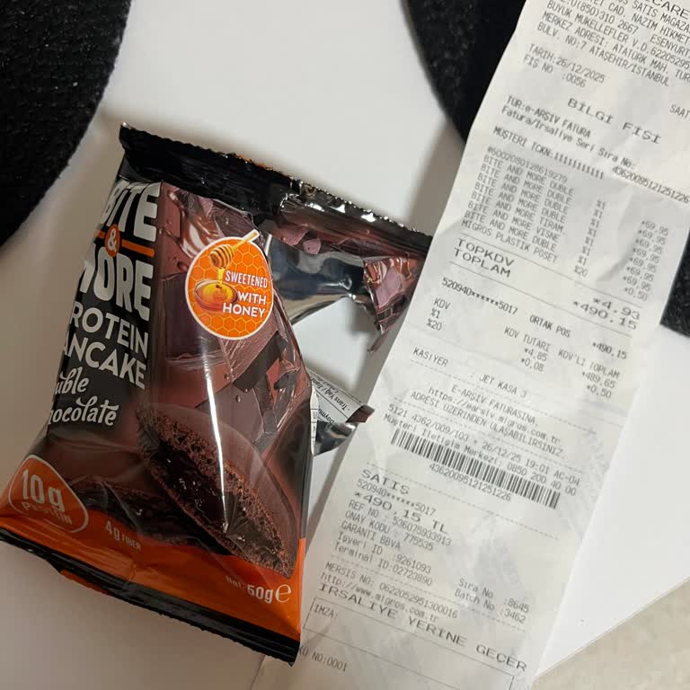 Küflü Protein Pancake: Son Kullanma Tarihi Geçmemiş Olmasına Rağmen Sağlık Endişesi