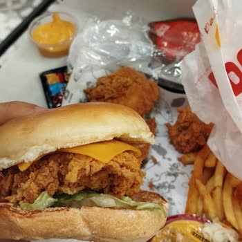 Saygısız Üslup Ve Kalitesiz Servis