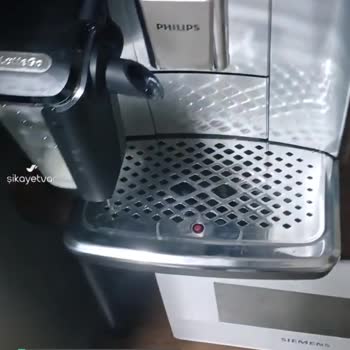 Philips Kahve Makinesi Aşırı Sesli Çalışıyor Ve Yere Akıtıyor!