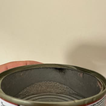 Küflü Ve Ezikli Konserve Ürünü İçin Gıda Güvenliği Talebi