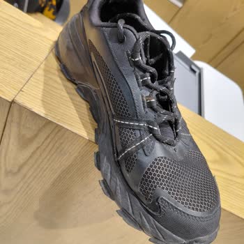 Az Kullanılmış Skechers Ayakkabıda Erken Yırtılma Ve Boyner’in Olumsuz Cevabı