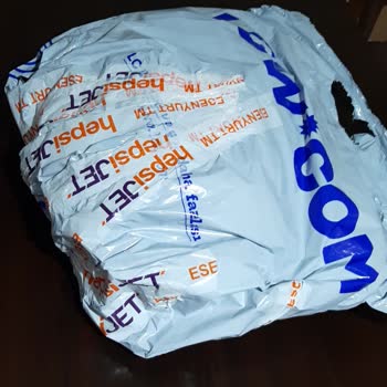 Hasarlı Kargo Poşeti Nedeniyle Eksik Ürün Ve İletişim Sorunu