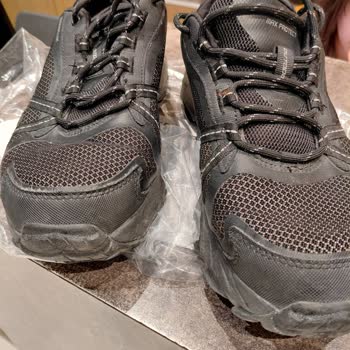 Boyner’den Alınan Skechers Ayakkabıda 6 Ayda Yırtılma Ve Müşteri Desteği Eksikliği