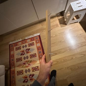 Sur Yapı Banyo Dolabı Aynası Düşmesi