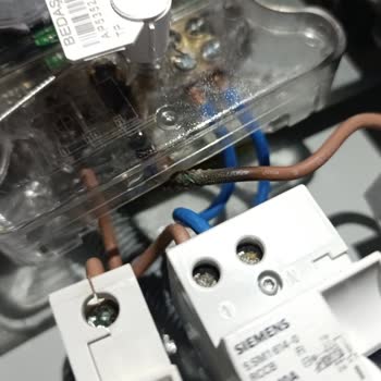 Bayrampaşa’da Elektrik Kesintisi: Gebe Ve Yaşlı Aile Üyeleri İçin Acil Yardım Talebi