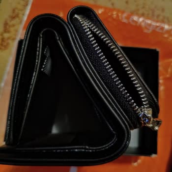 Takılan Fermuar, Faturasız Gönderim Ve Cevapsız Müşteri Hizmetleri