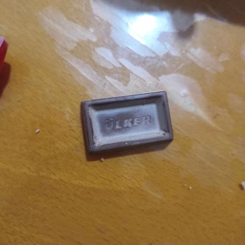 Bozulmuş Ülker Sütlü Çikolata Nedeniyle Ücret İadesi Ve Telafi Talebi