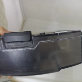 Garanti Kapsamındaki Robot Süpürge Su Tankı Sızıntısı Ücretli Değişim Talebi