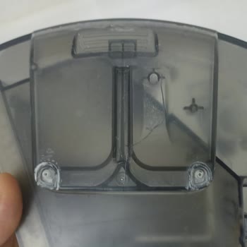 Garanti Kapsamındaki Robot Süpürge Su Tankı Sızıntısı Ücretli Değişim Talebi