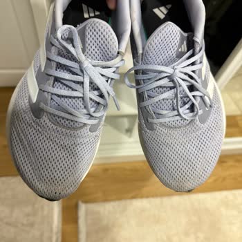 İç Filesi Yırtılan Adidas Ayakkabımda Garanti Talebi Ve Mağaza İlgisizliği