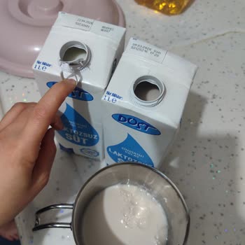 BİM Sütlerinde Süresi Yakın Bozulmuş Ürün Satışı