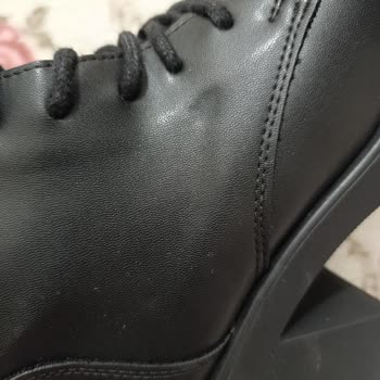 Deichmann Refuses to Exchange Defective Boot Bought in Promotion