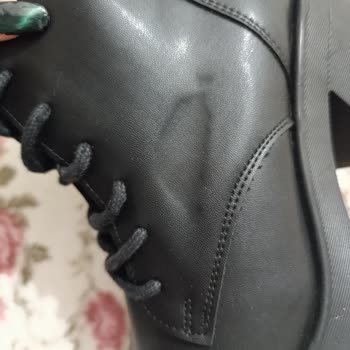Deichmann Refuses to Exchange Defective Boot Bought in Promotion
