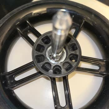 Opera Altunizade’den Alınan Cybex Melio Bebek Arabasında Tekerlek Kırılması Ve Servis Sorunu