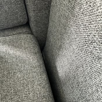 Kırık Koltuk, Geciken İade Ve Tanımlanmayan Hediye Çeki