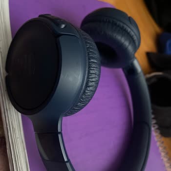 JBL 520TB Kulaklık Ses Yükseltildiğinde Dışarıya Aşırı Ses Veriyor