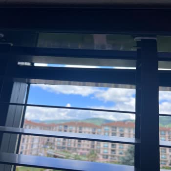 Kalıcı Çözüm Bekleyen Cam Balkon Sistemindeki Sürekli Açılıp Kapanma Sorunu