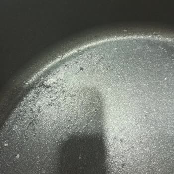 Aryıldız Kaplaması Soyulan Döküm Tencere Seti Sağlık Riski Ve İade Talebi