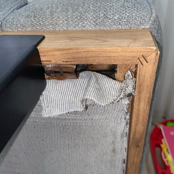 Kelebek Mobilya'da Hatalı Koltuk Ve Berjer Değişimi Talebi