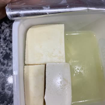 Sütaş Süzme Peyniri Son Tüketim Tarihinde Bozulmuş, Sağlık Riski