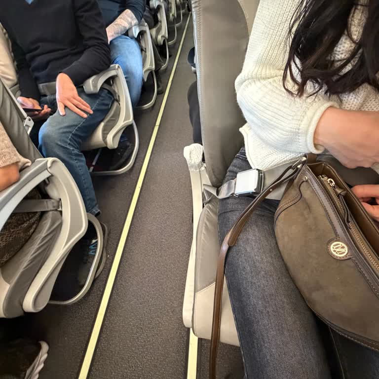 SunExpress Sold a Broken Seat on Flight XQ321