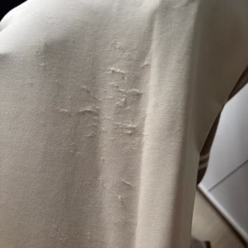 Avva Sweatshirt'te Tek Kullanımda Şiddetli Tüylenme Ve İade Talebi