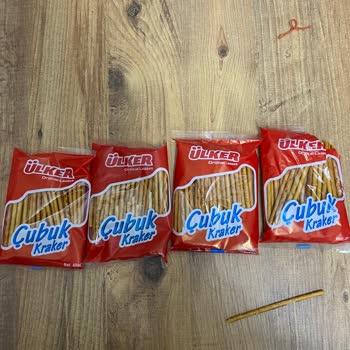 Ülker Çubuk Krakerlerde Bayat Ürün Ve Söz Verilen Numune Gönderiminin Gerçekleşmemesi