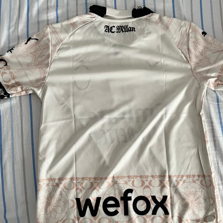 İlan Görselindeki Baskı Olmadan Gelen Milan Özel Forması