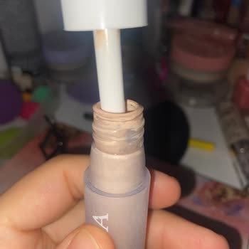 Kullanılmış Concealer Ve Yanlış Lip Balm Gönderimi Sorunu
