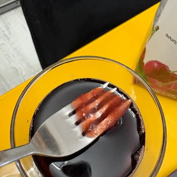 Juss Meyve Suyunda Yabancı Cisim Ve Cevapsız Şikayet