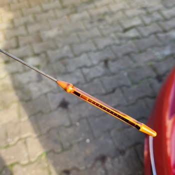 Peugeot Yetkili Serviste Yağ Sızıntısı Ve Arka Travers Sesine Çözüm Talebi