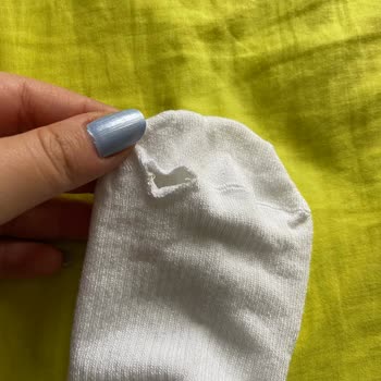 Ankara Bahçelievler Penti Mağazasından Alınan Çorapta Kocaman Delik