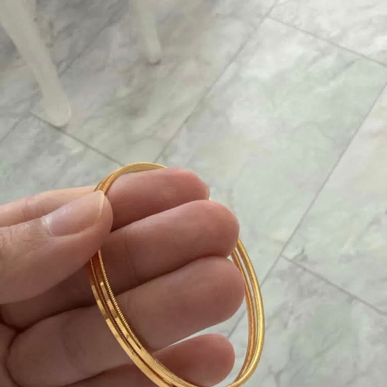 Minoza Genta Gold Gelen Bilezikler Görselle Uyuşmuyor