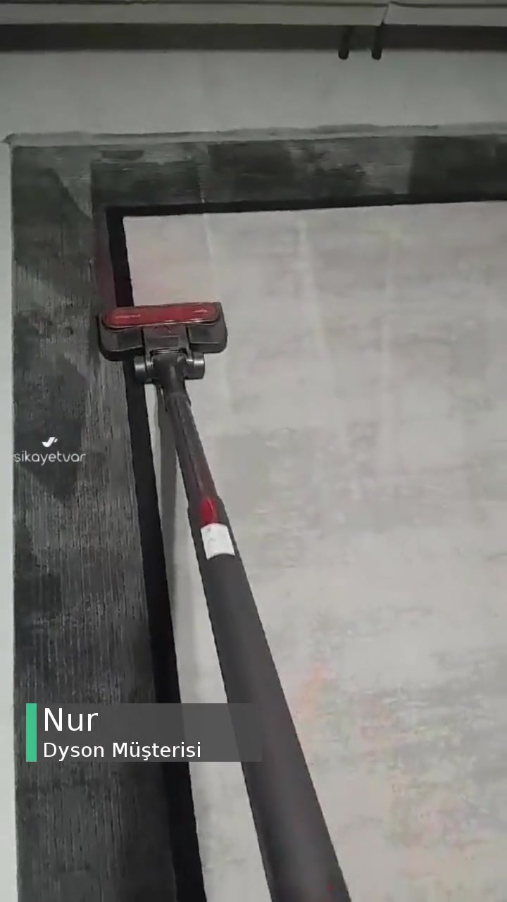 Dyson Süpürge Düdük Sesi videonun kapak resmi