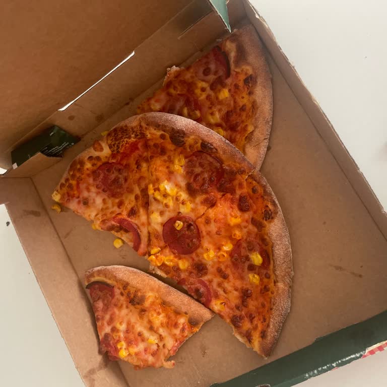 PizzaLazza Zorla Teslim Edilen Sipariş Ve Cevapsız Müşteri Hizmetleri