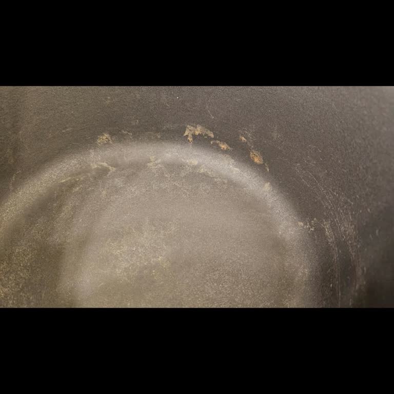 Paslanan Döküm Tencere İçin Ücret İadesi Ve Ürün Değişimi Talebi