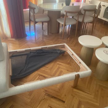 Satış Sonrası İlgisiz Hizmet, Gizli Asansör Ücreti Ve Hasarlı Koltuk Şikayeti