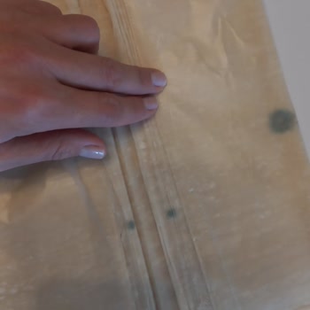 A101 Şubesinden Küflü Yufka Paketi Sağlık Riski Yaratıyor