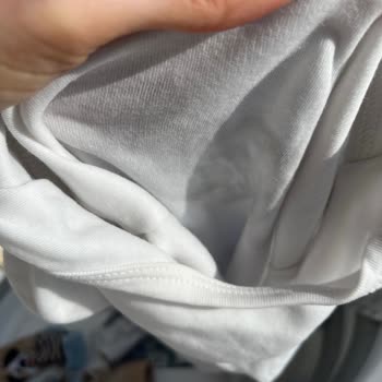 Bebek Kıyafetlerine Yağ Lekesi Bırakan Çamaşır Makinesi