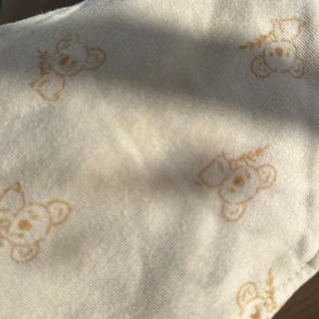 Bebek Kıyafetlerine Yağ Lekesi Bırakan Çamaşır Makinesi